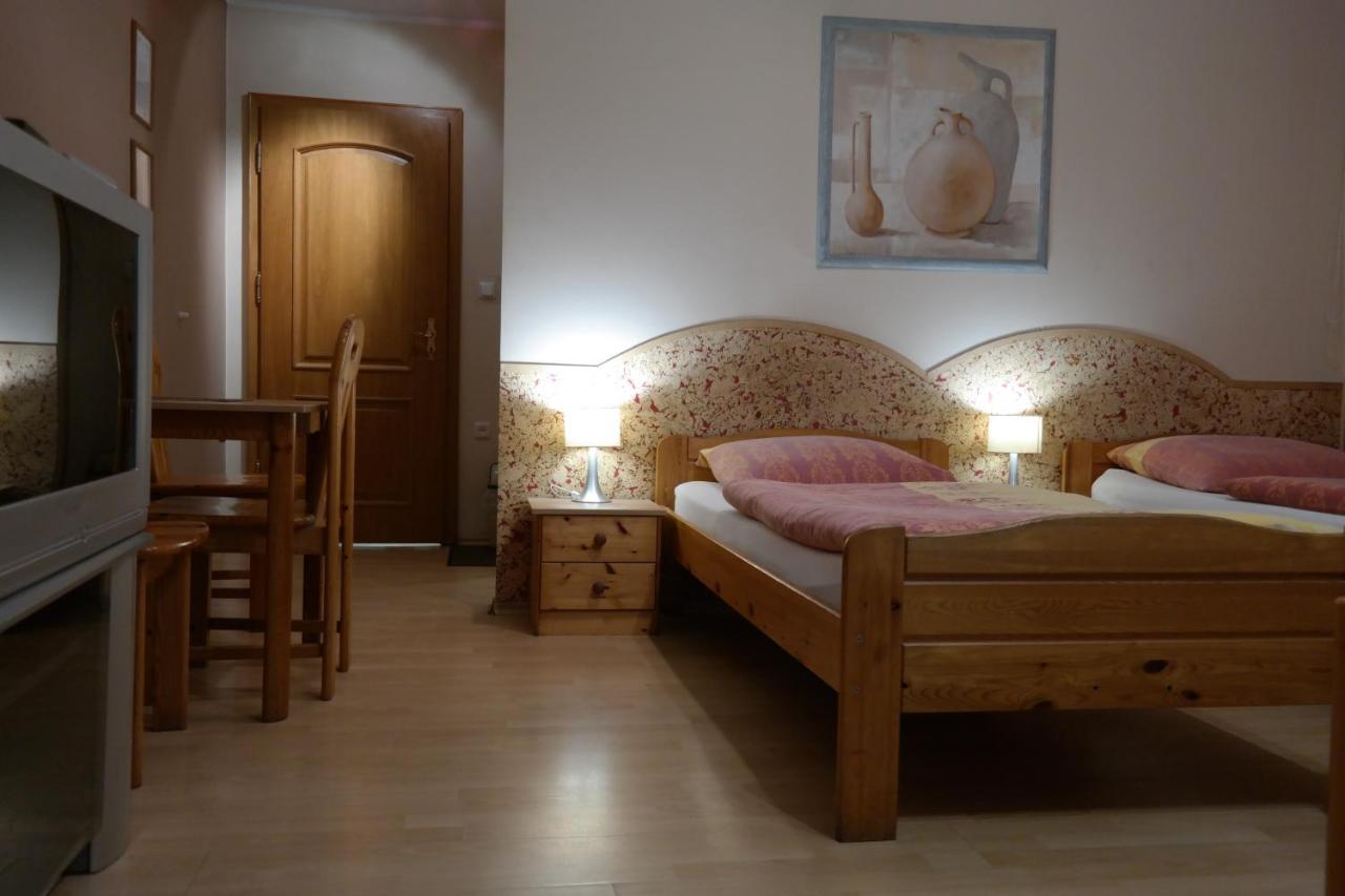Villamirage Tarnowskie Góry Buitenkant foto